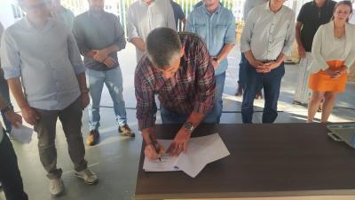 Aconteceu nesta TerÃ§a (25) o pagamento do ImÃ³vel Rural da Agro Laranjeiras 